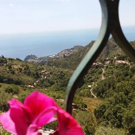 Le Stelle Di Casa Leonardo * Castelmola
